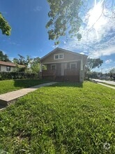 Building Photo - 5045 Bellefontaine Ave