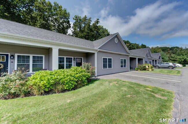 Foto del edificio - 37 Hunters Ln