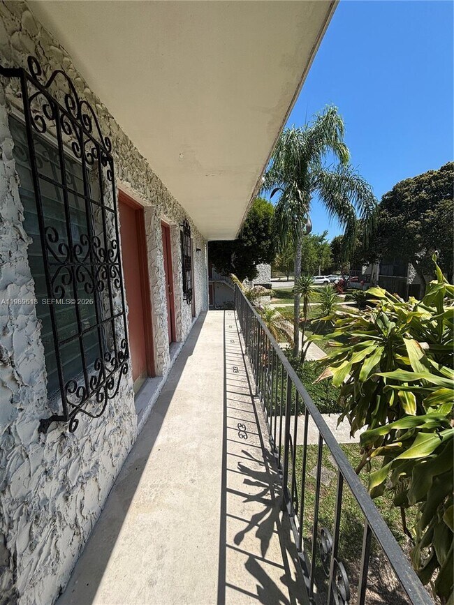 Foto del edificio - 8701 SW 141st St