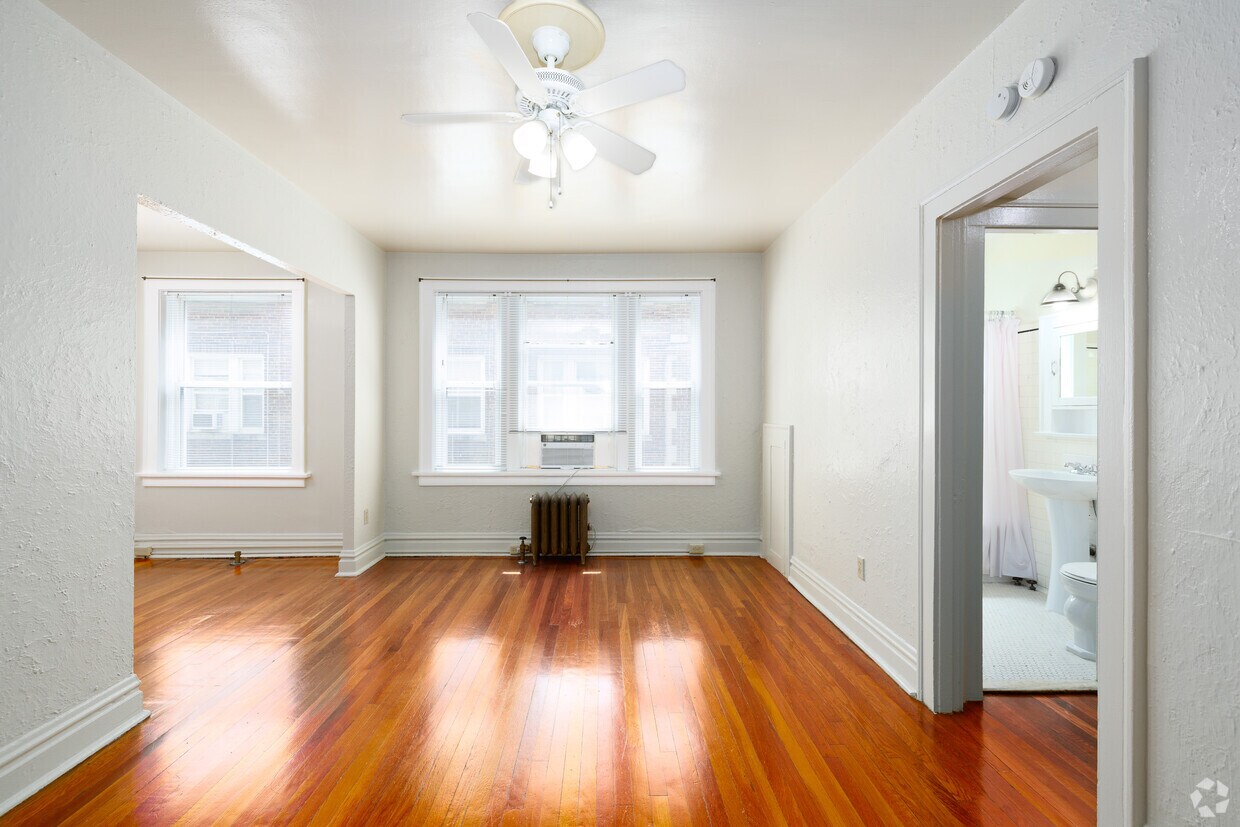 Foto principal - Toronto Parcade Apartments