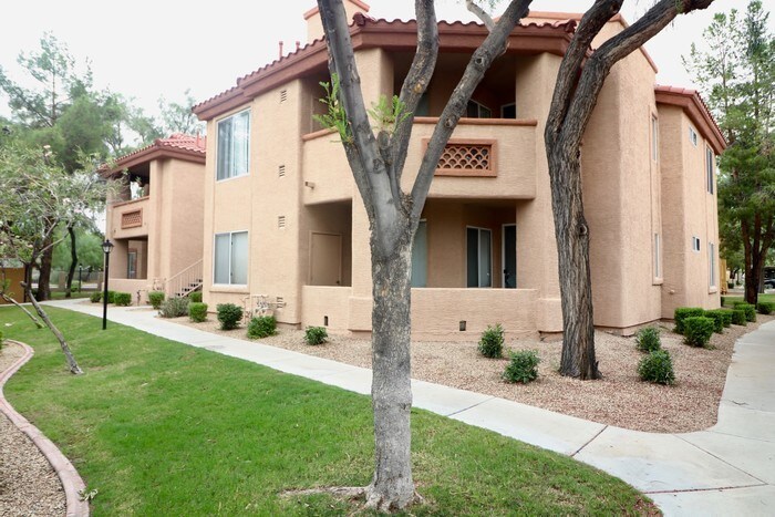 Primary Photo - 2929 w yorkshire drive # 1110, phoenix az