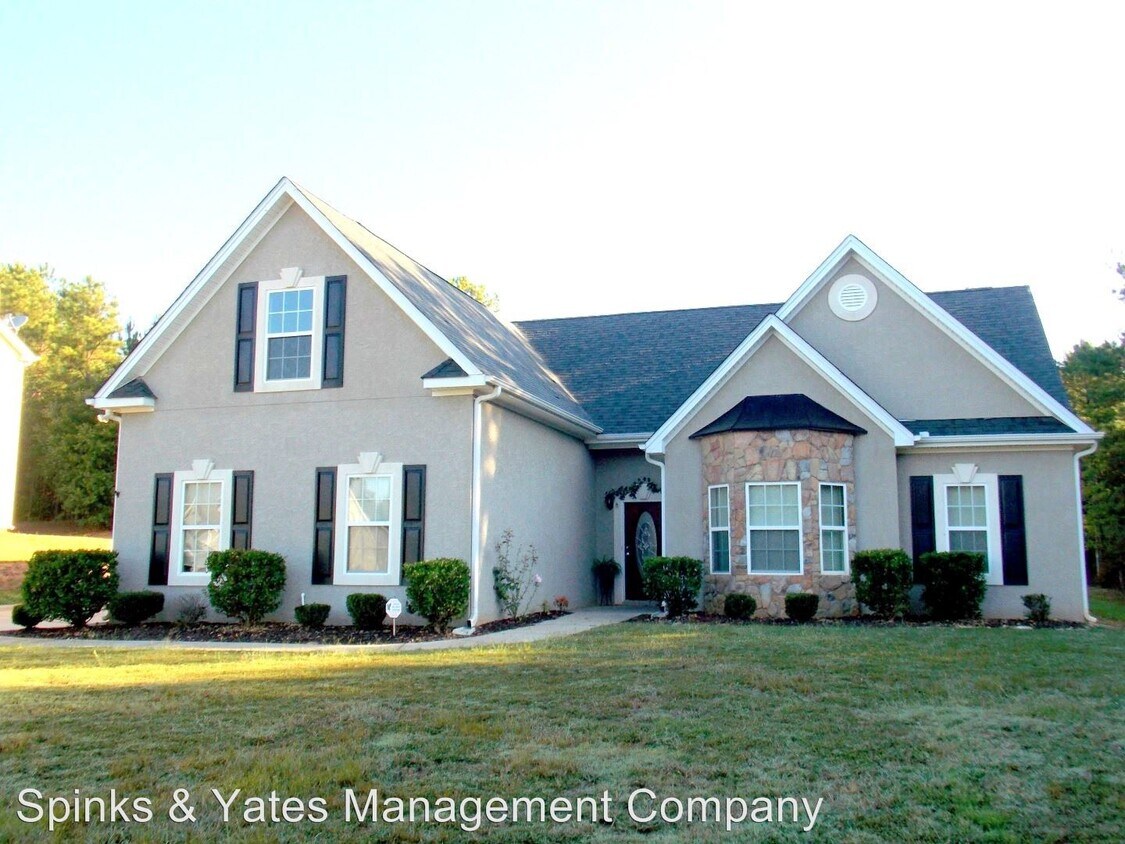Primary Photo - 4 br, 2 bath House - 200 Jasmine Lane
