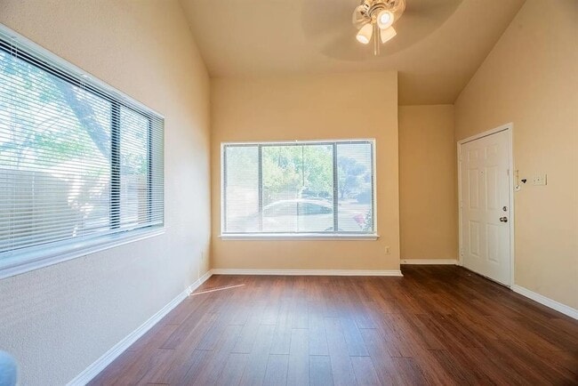 Building Photo - 601 Nelray Blvd