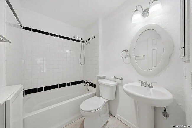 Foto del edificio - 5930 Oak Run St