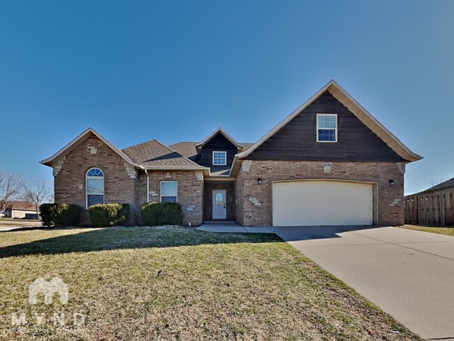 Building Photo - 5622 N 11th Ave