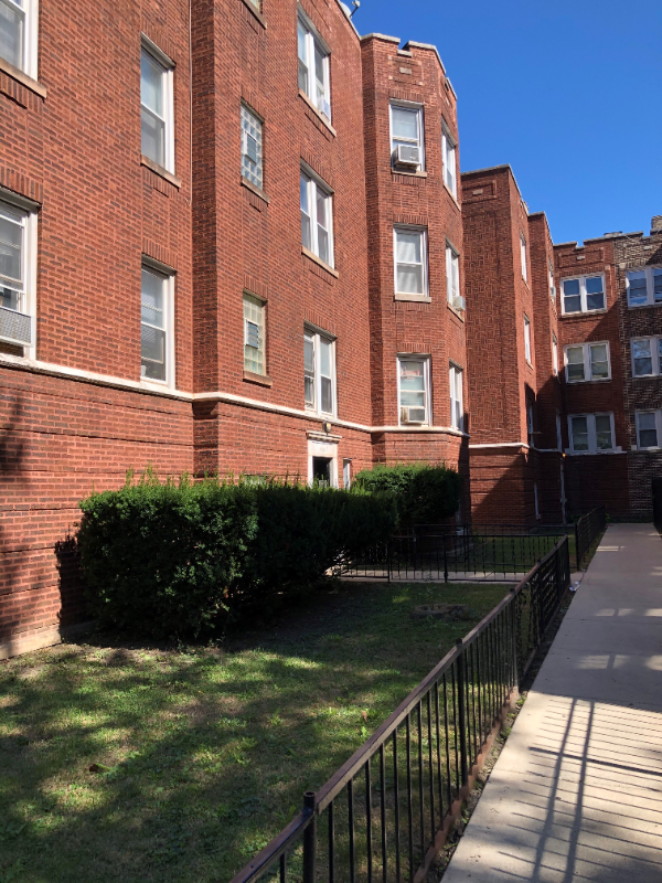 5033 N Harding Ave Unit 3w, Chicago, Il 60625 - Room For Rent In 