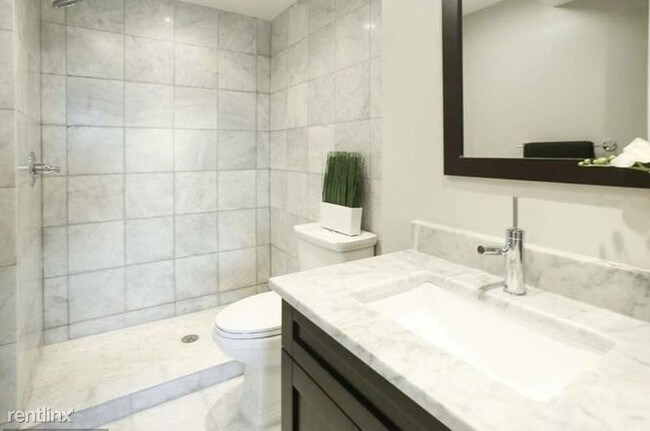 Foto del edificio - 1825 T St NW