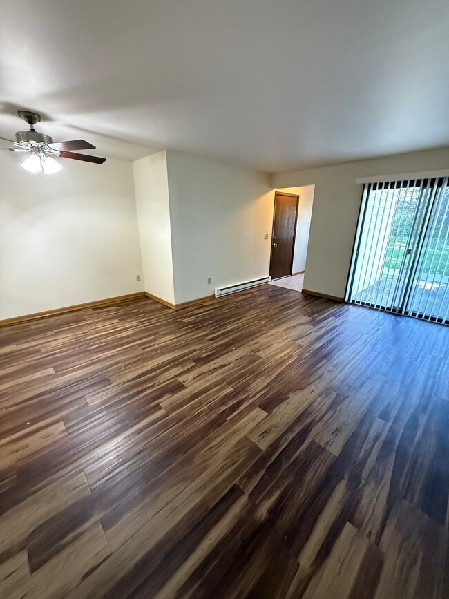 Living Room and Patio - Willow Glen Apartments