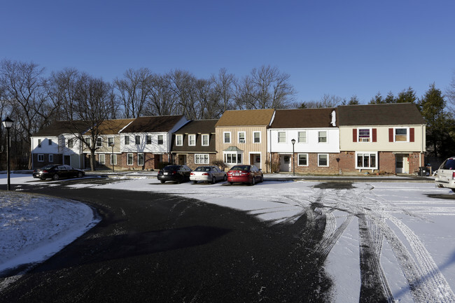 Building Photo - Agawam Village