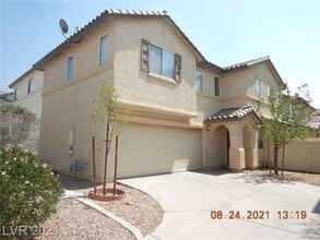 Building Photo - 10600 Corte Sierra St