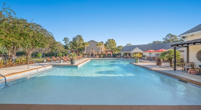 Building Photo - Palmetto Pointe Apartment Homes
