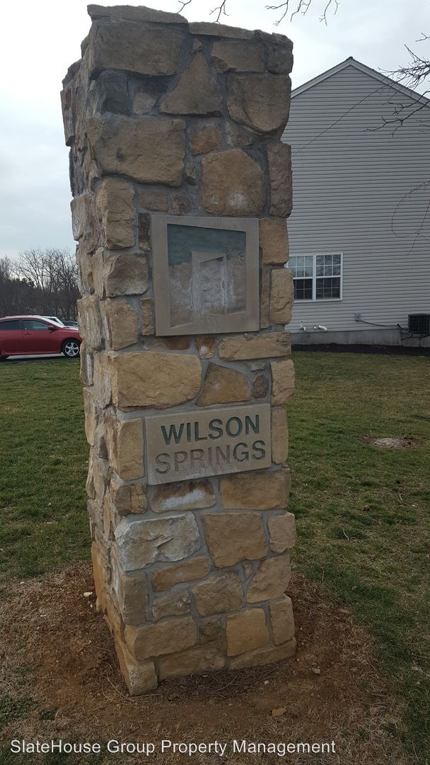 Building Photo - 29 Buttonwood Ln