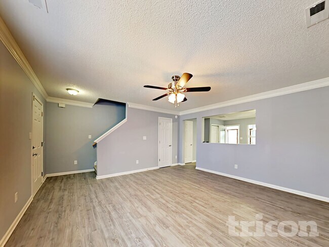 Foto del edificio - 2672 Thistle Brook Dr