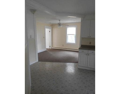 Primary Photo - 27 Meade St