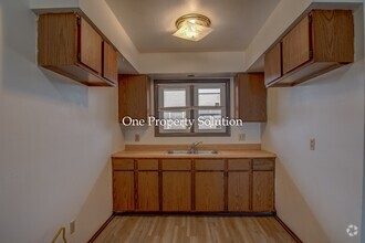 Building Photo - 1147 Logan St