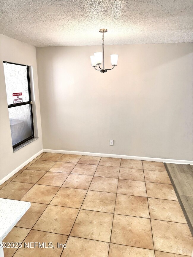 Building Photo - 8386 Windypine Ln