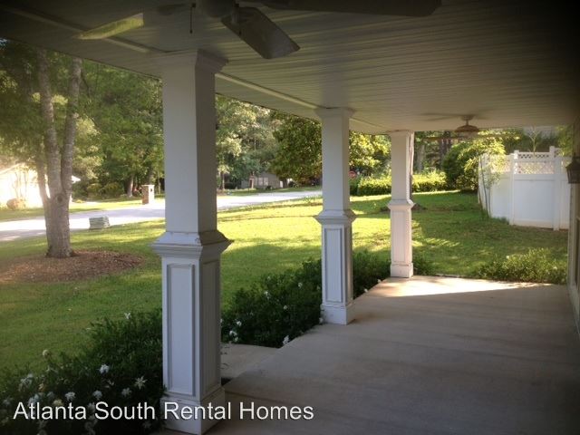 Building Photo - 403 Planceer Pl