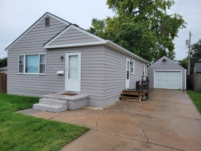 Photo - 3 bedroom 1 bath House