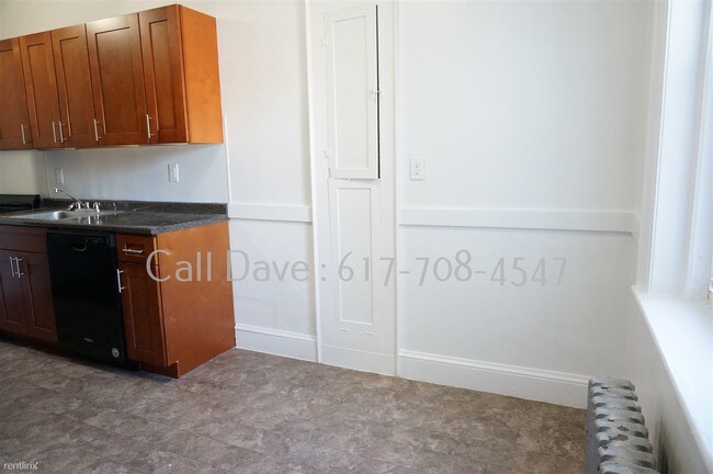 Building Photo - 1 br, 1 bath  - 2045 Commonwealth Ave # 2727