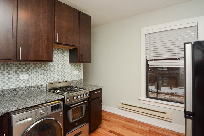 Foto del edificio - 2903 N Mildred Ave