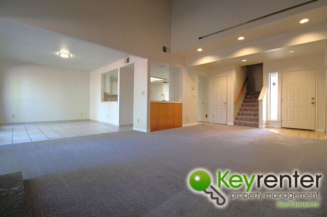 Foto del edificio - 8021 Sawgrass Cir