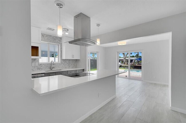 Foto del edificio - 4710 SW 43rd Ave