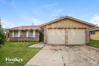 Building Photo - 3500 Coronado Ct