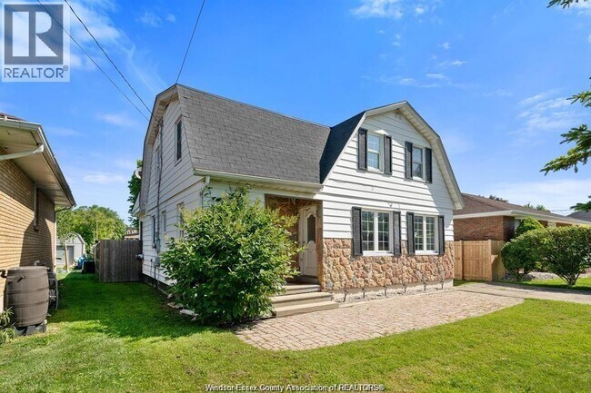 Photo du bâtiment - 12422 McNorton St