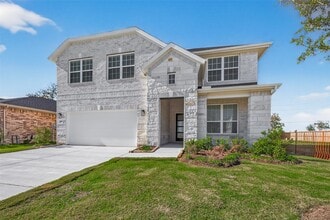 Building Photo - 2819 Red Rosehip Dr