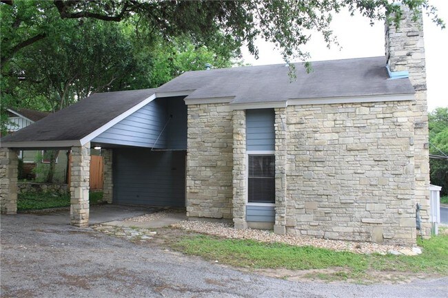 1810 Cinnamon Path Austin Tx 78704 Townhouse For Rent In Building Photo 1810 Cinnamon Path