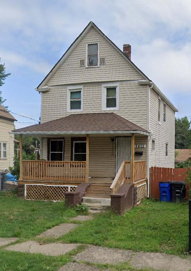 Building Photo - Denison/W.73rd neighborhood - updated 3 be...
