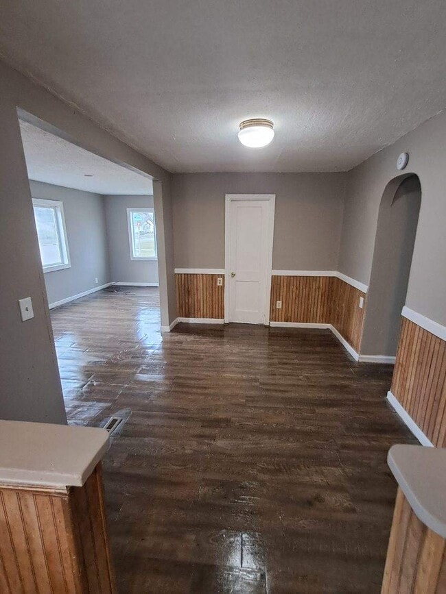 Foto del edificio - 4528 Madison Ave SE