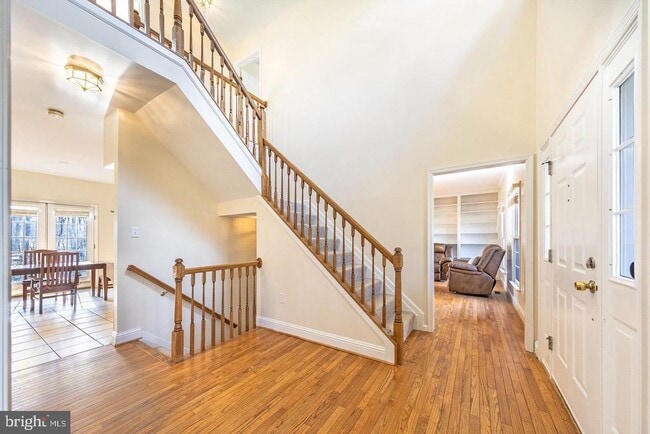 Building Photo - 36767 Pelham Ct
