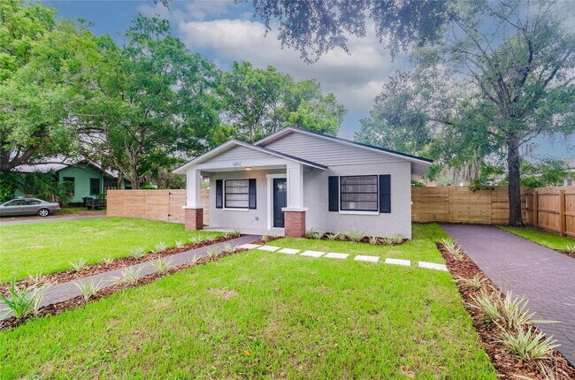 Building Photo - "Historic Seminole Heights 3-Bed, 2-Bath H...