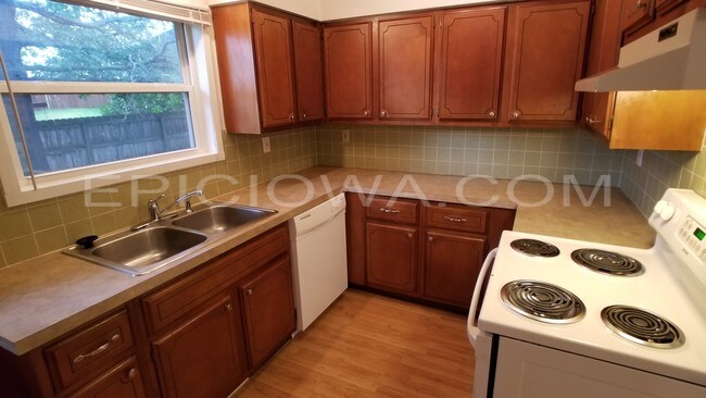 Foto del edificio - 143 Harbet Ave NW