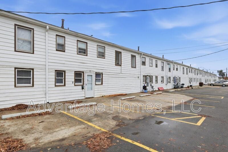 Foto principal - 1015 N Scott Ave