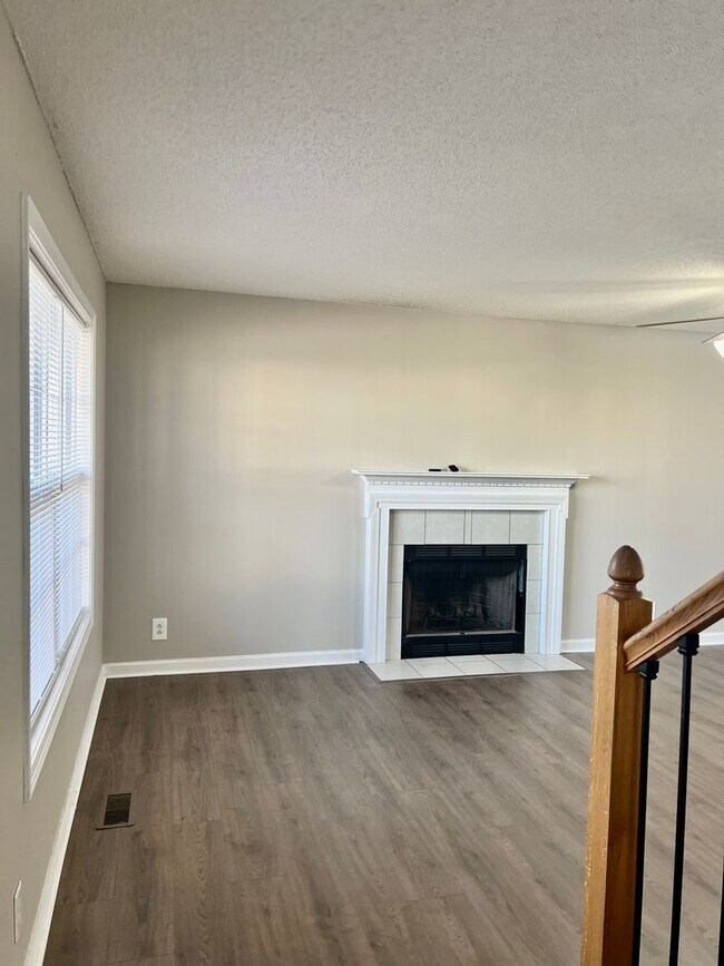 Foto del edificio - Newly Renovated Home Off Trenton Rd!