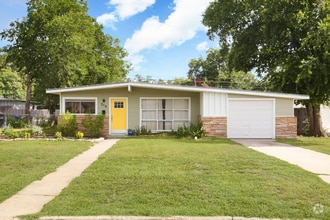 Building Photo - 514 Brightwood Pl