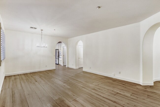 Foto del edificio - 16844 N 98th Pl