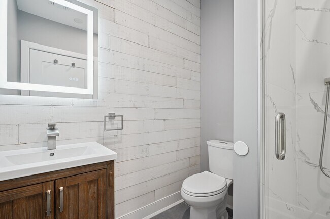 Foto del edificio - Fairview Plaza