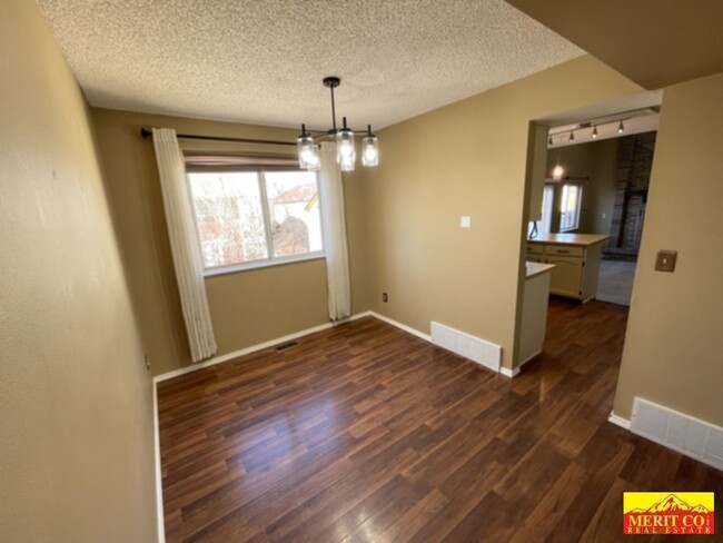 Foto del edificio - Single Family Home