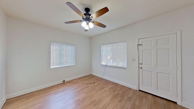 Foto del edificio - 709 W Micheltorena St