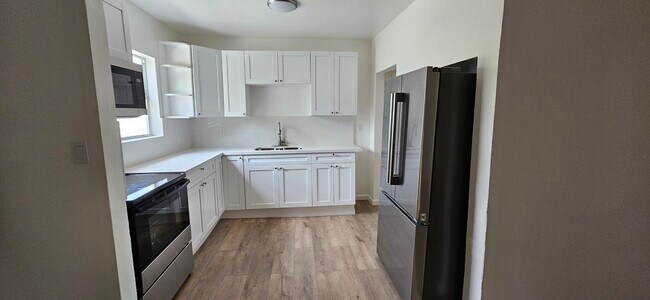 Foto del edificio - 321 SW 16th Ave
