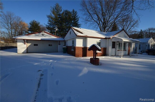Foto del edificio - 21554 Colwell St