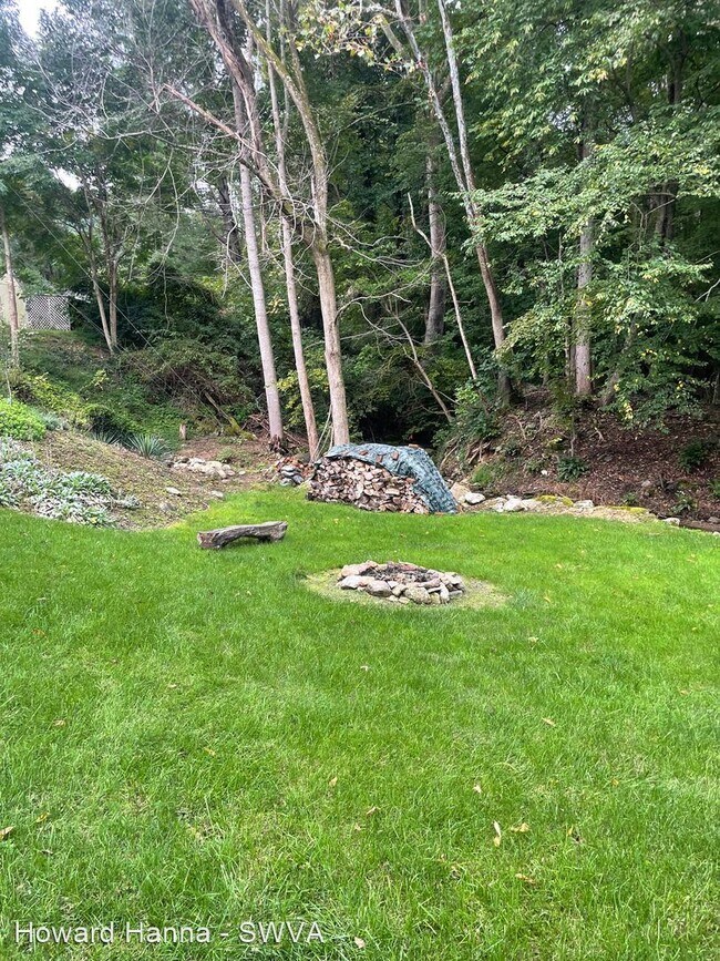 Foto del edificio - 3 br, 2 bath House - 6907 Dawnwood Road