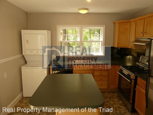 Foto del edificio - 2 br, 1 bath House - 2305 Pisgah Church Road