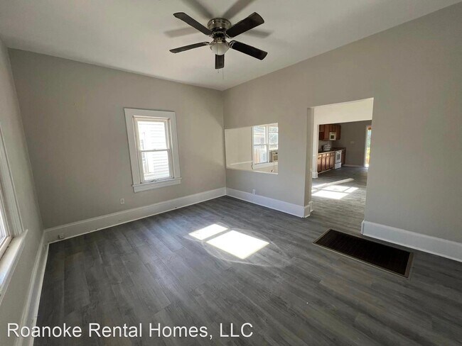 Foto del edificio - 3 br, 1 bath House - 1131 13th St