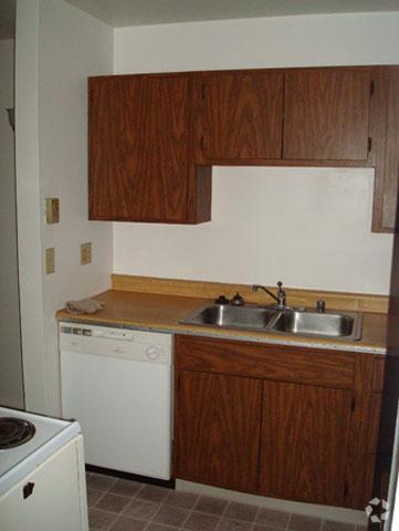 Kitchen - White Oak Square Apartments