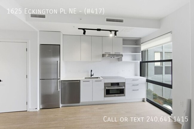 Building Photo - 1625 Eckington Pl NE