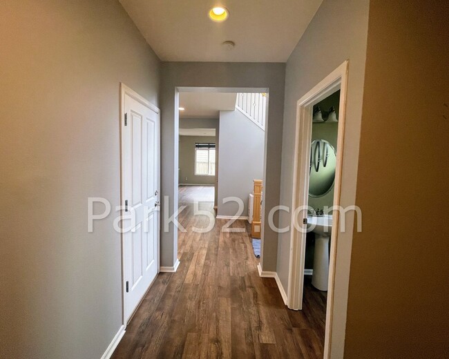 Foto del edificio - Beautiful 4 Bedroom 3 Bath In The Saddle Creek Community In Fife!